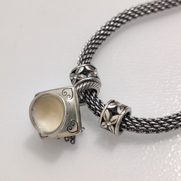 Brighton Graduation Cap Charm Bracelet - Picture 4 of 11
